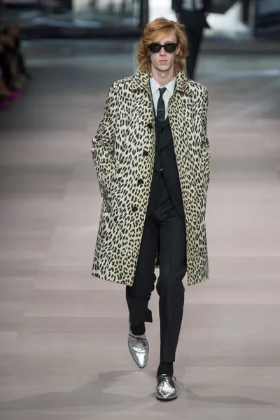 Look 23